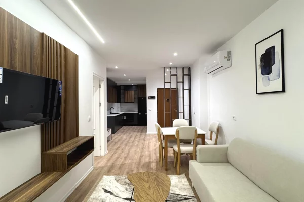 Shtepi ne shitje Apartament ne Tirane, 1+1, Mobilimi E mobiluar, Pagesa 178,000  Euro.