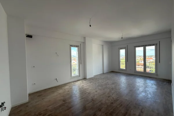 Apartament 2+1 per shitje ne Kamez