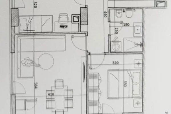 Shtepi ne shitje Apartament ne Tirane, 2+1, Mobilimi Bosh, pa mobiluar, Pagesa 68,000  Euro.
