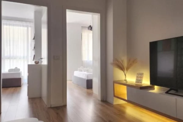 Shtepi me qera Apartament ne Tirane, 2+1, Mobilimi E mobiluar, Pagesa 800  Euro.