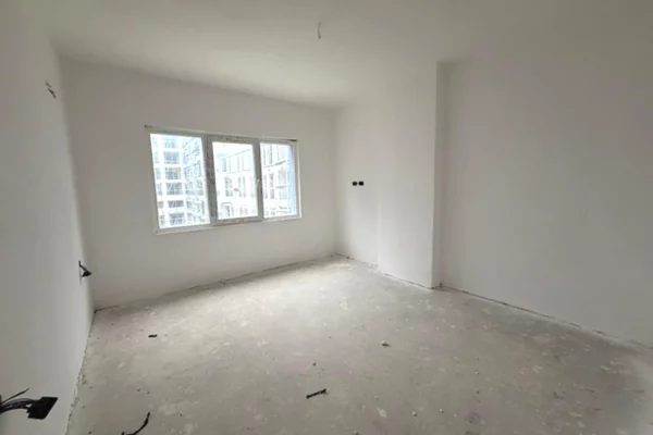 Shtepi ne shitje Apartament ne Tirane, 1+1, Mobilimi Bosh, pa mobiluar, Pagesa 88,400  Euro.