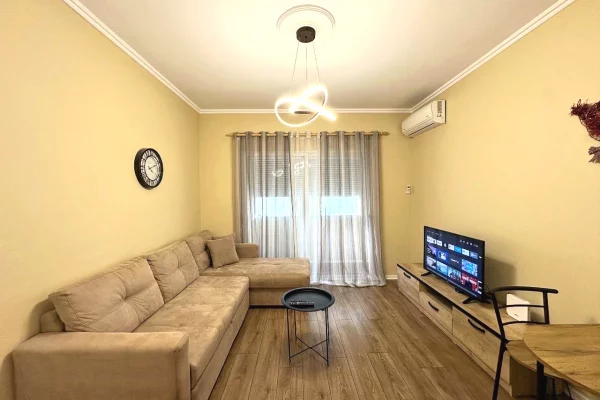 House for Rent 1+1 in Tirana - 800 Euro