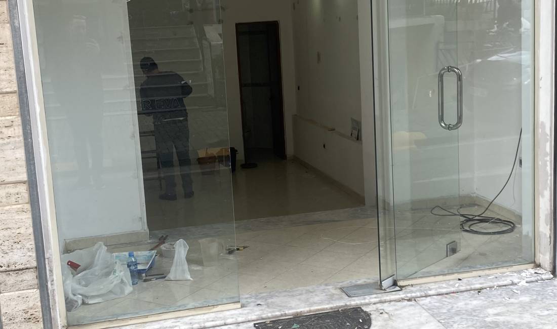 Dyqan me qera mbrapa Kinema Agimi