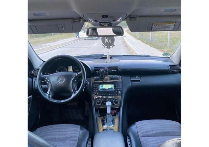 Jepet me qera Benz C Class duke filluar nga 35 euro dita