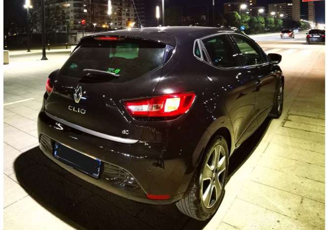 Jepet makine Renault me qera me cmim duke filluar nga 25 euro dita