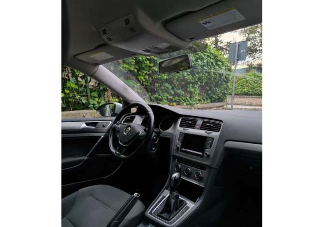 Makine me qera ne Aeroportin e Rinasit Golf 7 duke filluar nga 40 euro dita