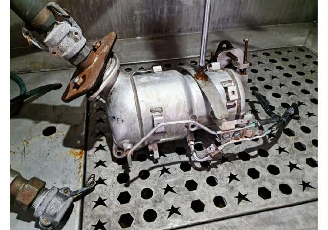  AUTO Servis  specializuar ne Sistemet e Filtrimit te Gazrave te Autoveturave