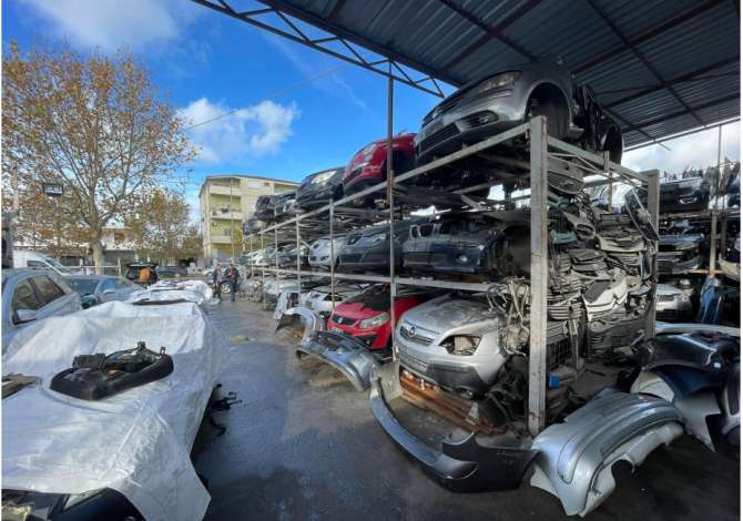 Auto 4 Durres, pika me e madhe per pjese kembimi te perdorura 