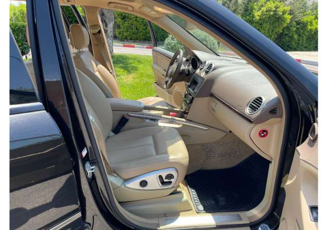 Makina me qera ne Rinas -SUV  7 vende Mercedes Benz GL Duke Filluar Nga 65 euro dita.