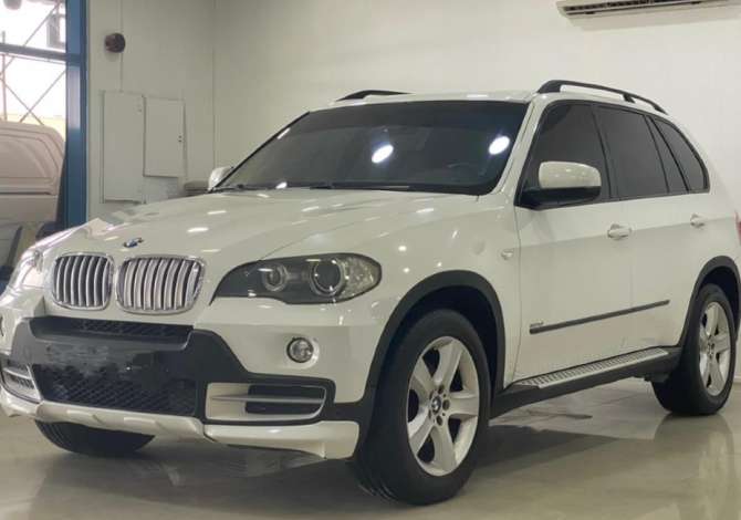 Jepet Bmw X5 Me Qera duke filluar nga 65 euro dita. 