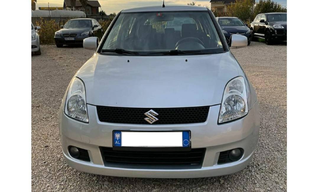 Jepet Suzuki Swift me qera duke filluar nga 30 euro dita