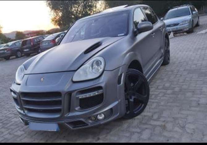 Jepet me qera Porsche Cayenne look Hamann duke filluar nga 80 Euro/Dita 