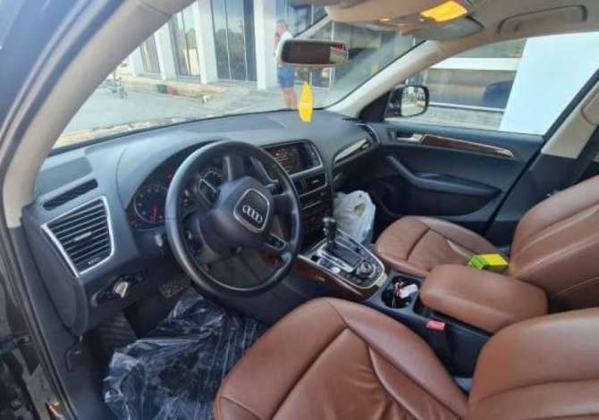 Jepet me qera fuoristrade AUDI Q5 2011