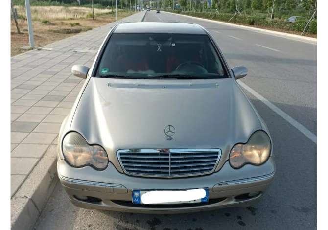 Noleggio Auto a Valona - 35 Euro