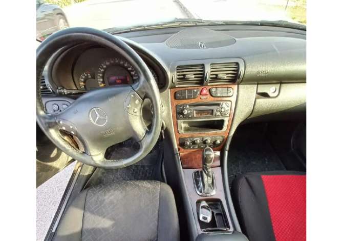 Noleggio Auto a Valona - 35 Euro