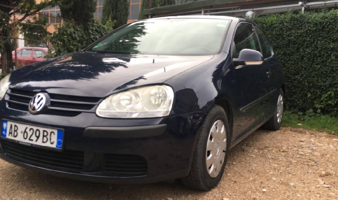 Jepet me qera Golf 5 me cmim 28 euro dita