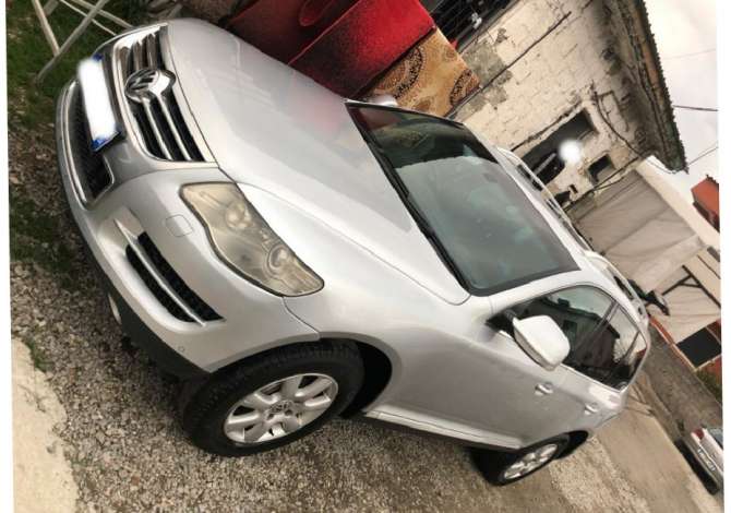 Jepet me qera Makina Volkswagen Touareg duke filluar nga 60 euro dita
