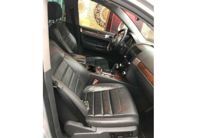 Jepet me qera Makina Volkswagen Touareg duke filluar nga 60 euro dita