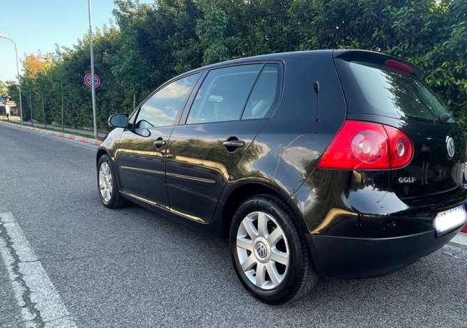 Jepet me qera Volkswagen Golf 5 duke filluar nga 25 euro dita per rezervime +10 dite.
