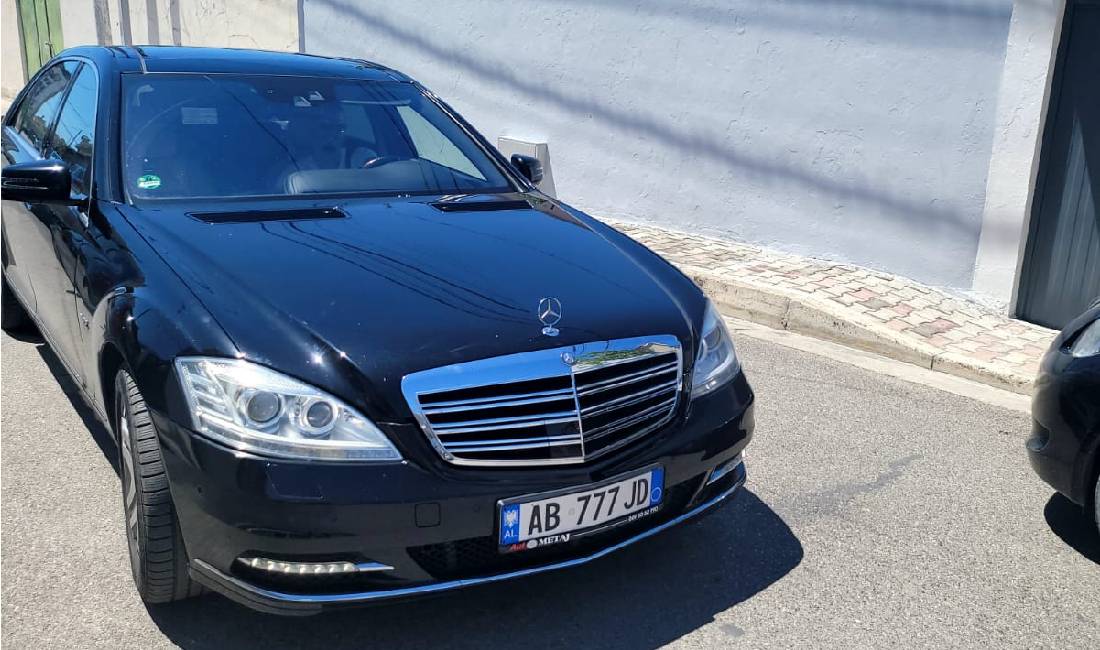  Jepet me qera S CLASS duke filluar nga 250 euro dita