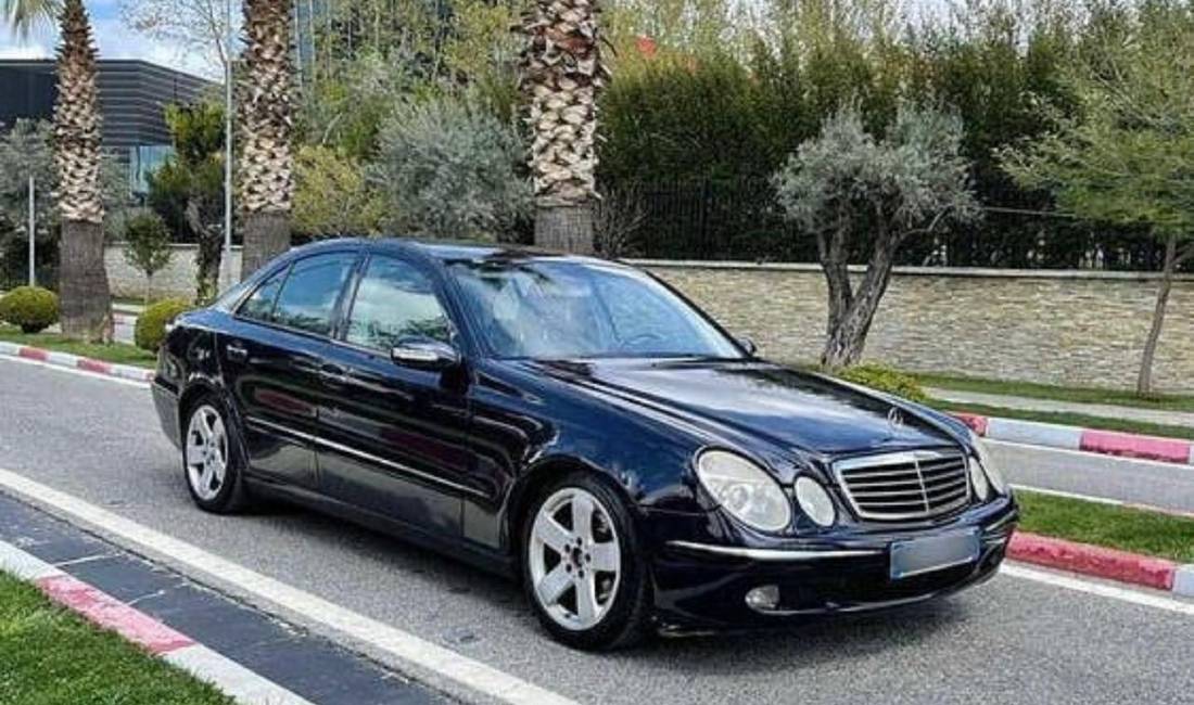 Jepet me qera E CLASS duke filluar nga 40 euro dita