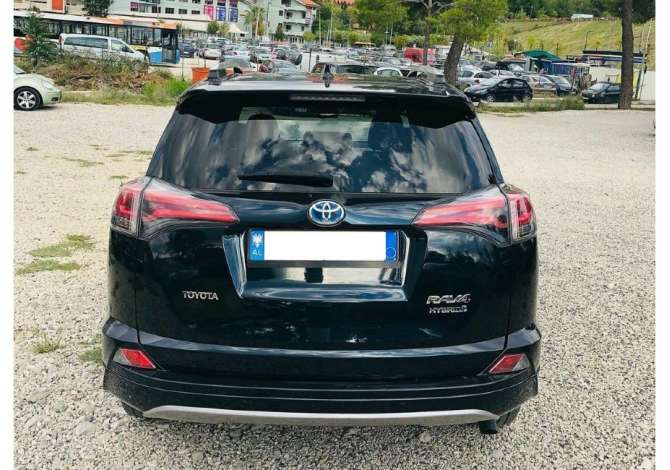 Jepet me qera Toyota Rav/4 duke filluar nga 100 euro dita