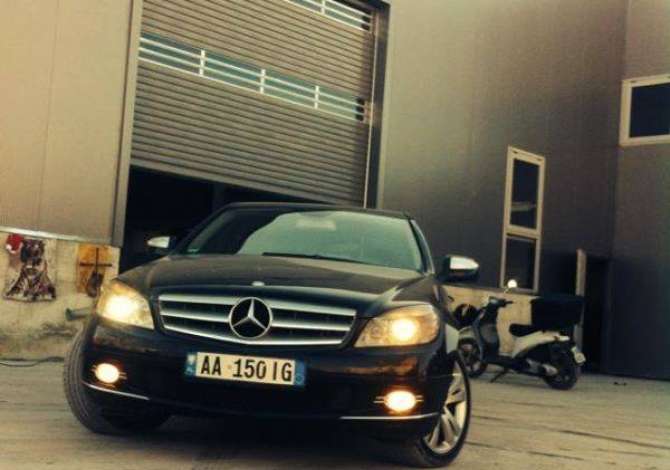 Auto servis ofron sherbime te ndryshme Xhenerike