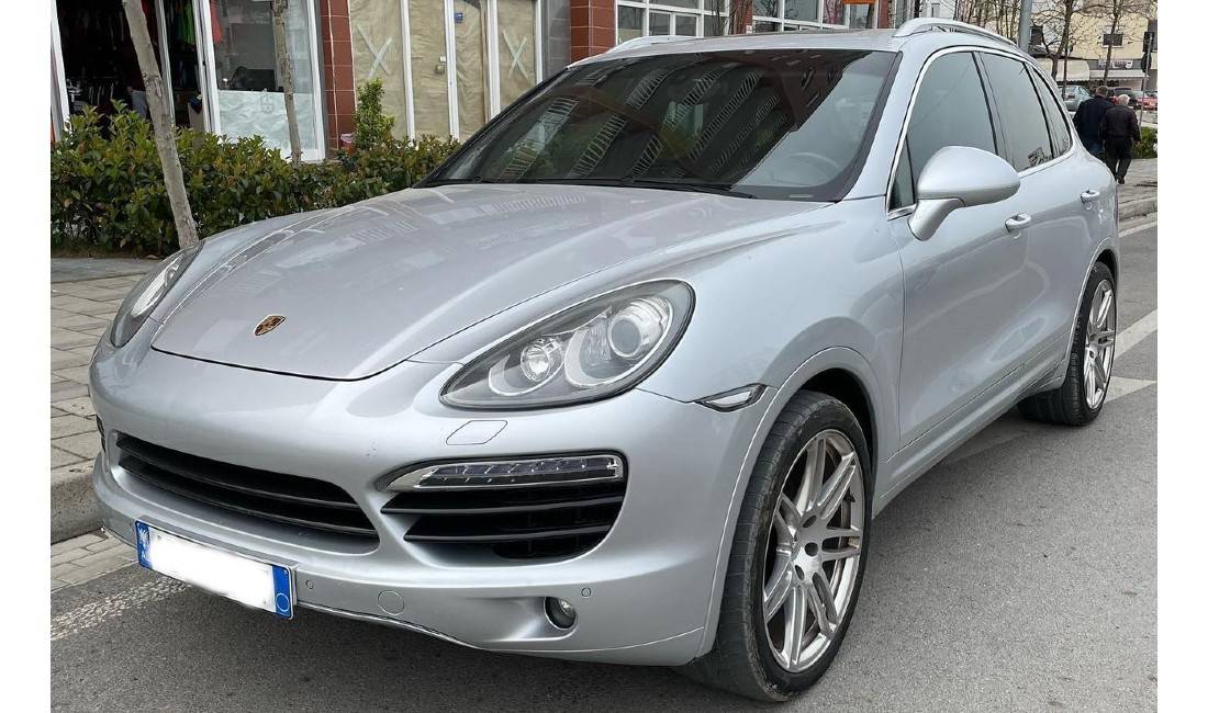 Jepet me qera Porsche Cayenne duke filluar nga 130 euro dita