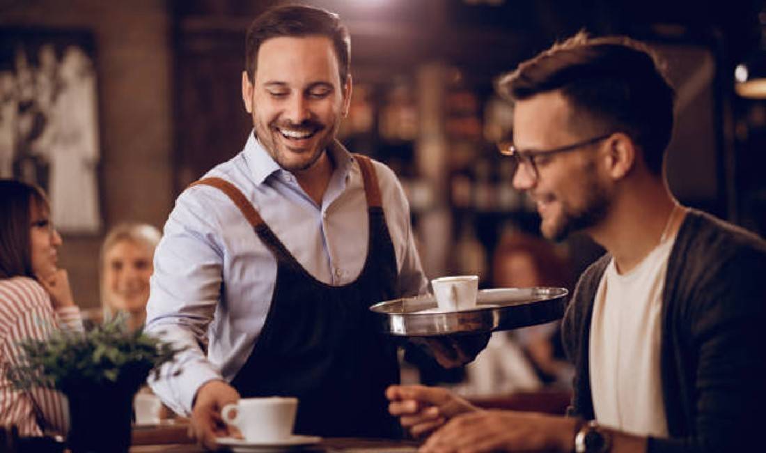 Offerte di lavoro a Tirana, Profession Kamarier , Con esperienza, Pagamento Trattabile.