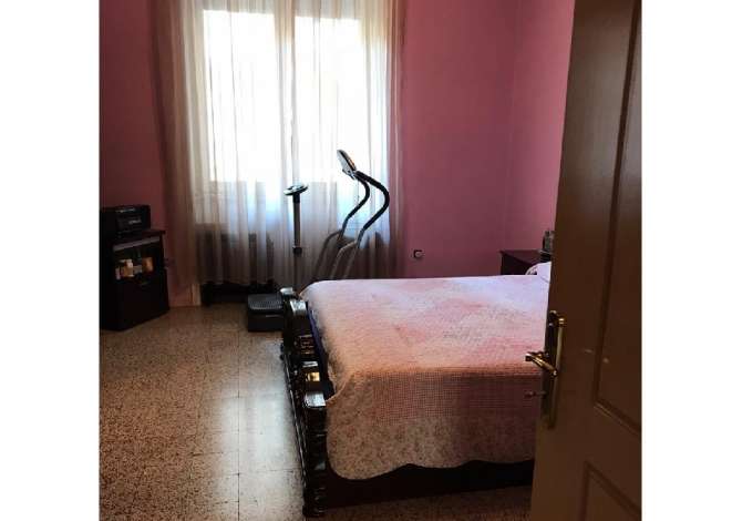 Shitet Ambjent 3+1 i pershtatshem per Zyra dhe Biznes