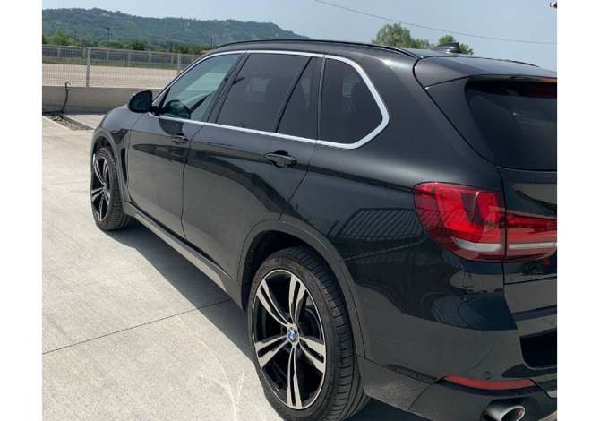 Jepet me qera BMW X5 duke filluar nga 100 euro dita