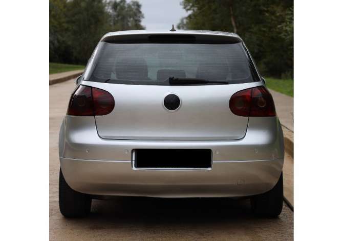Jepet me qera Golf 5 duke filluar nga 35 euro dita