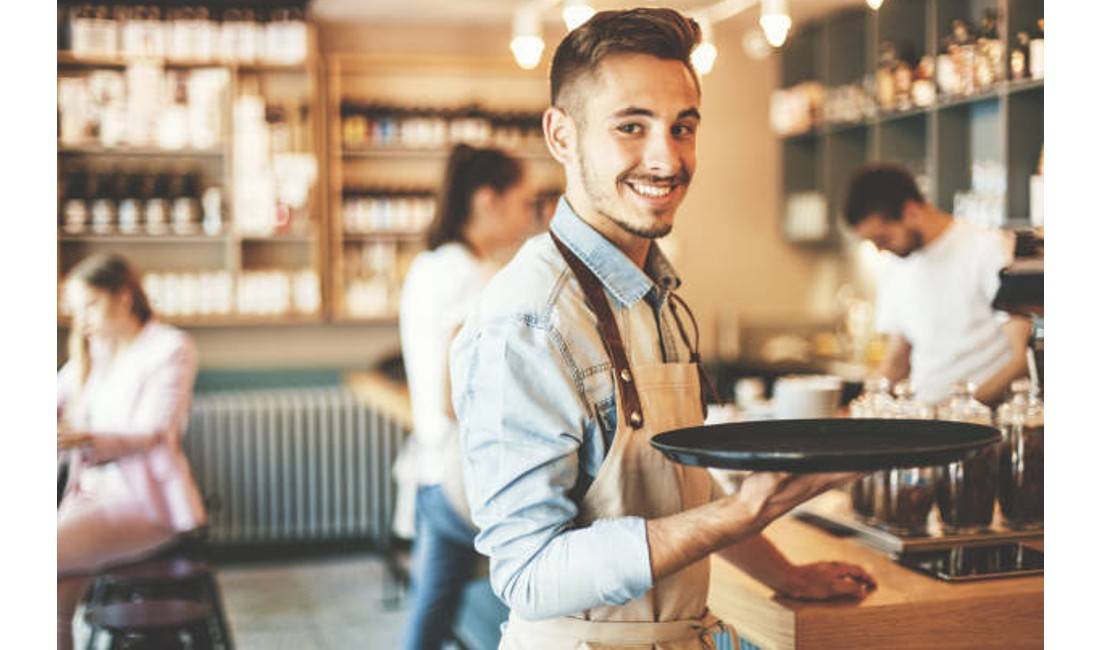 Offerte di lavoro a Tirana, Profession Kamarier , Con esperienza, Pagamento 20,000  Leke.