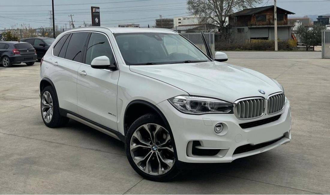 Jepet me qera BMW X5 duke filluar nga 150 euro dita