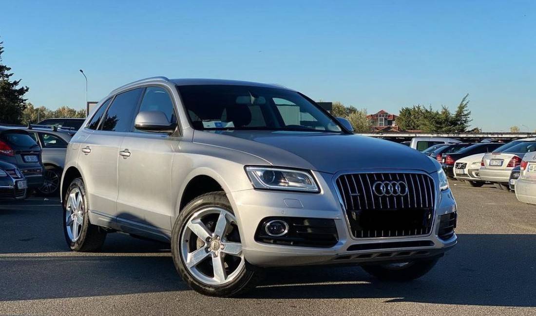Jepet me qera Audi Q5 duke filluar nga 75 euro dita