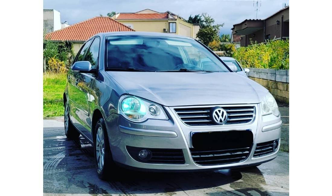 Jepet me qera Volkswagen Polo me cmim 30 euro dita per 30 dite