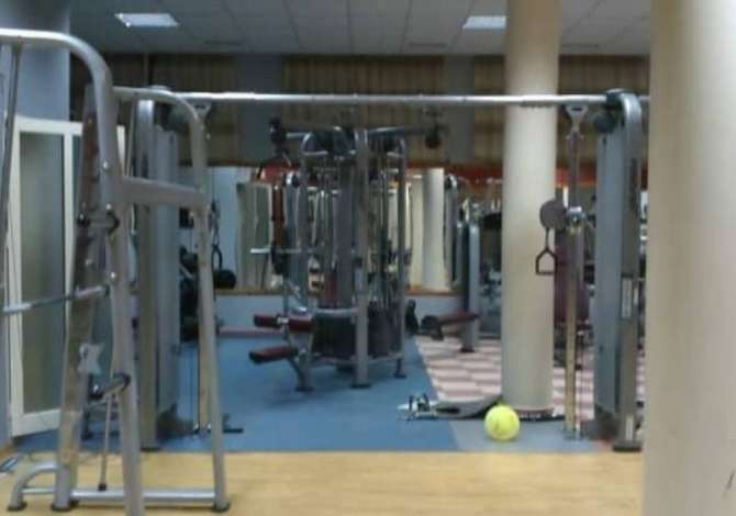 Shitet Biznesi, Palester