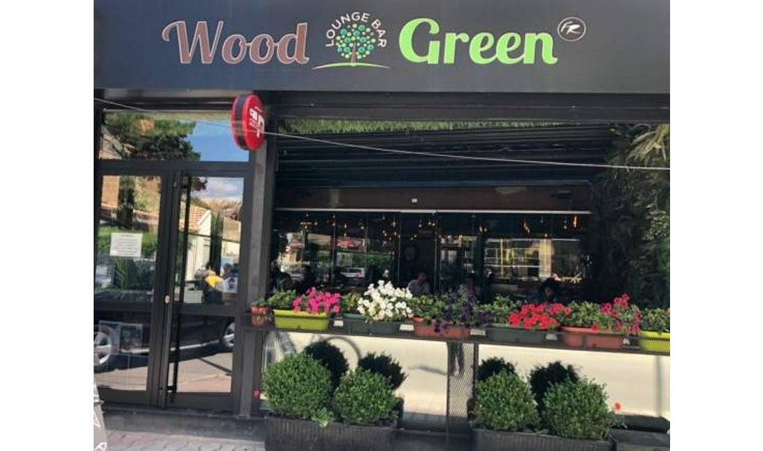 Offerte di lavoro a Tirana, Profession Kamarier/e , Banakiere , Nessuna esperienza, Pagamento 300  Euro.