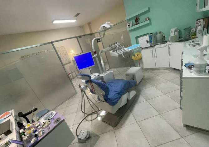 Pajisje biznesi ne shitje 1+1 ne Tirane - 7,000 Euro