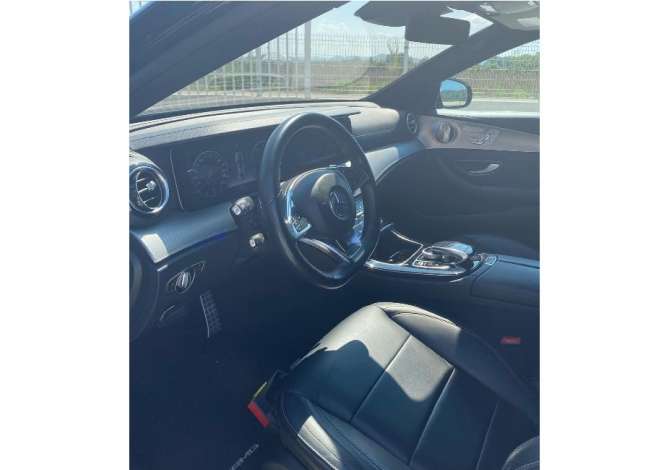 Jepet me qera Mercedes Benz E-Class duke filluar nga 90 euro ne dite