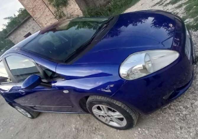 Auto in Vendita a Berat - 4,000 Euro