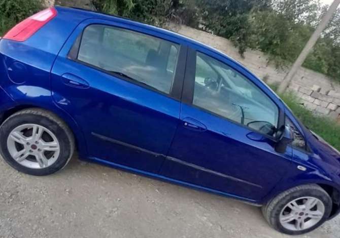 Auto in Vendita a Berat, Fiat, 2010 Benzine,Kambio Automatik Pagamento 4,000  Euro.