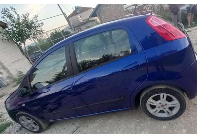 Auto in Vendita a Berat, Fiat, 2010 Benzine,Kambio Automatik Pagamento 4,000  Euro.