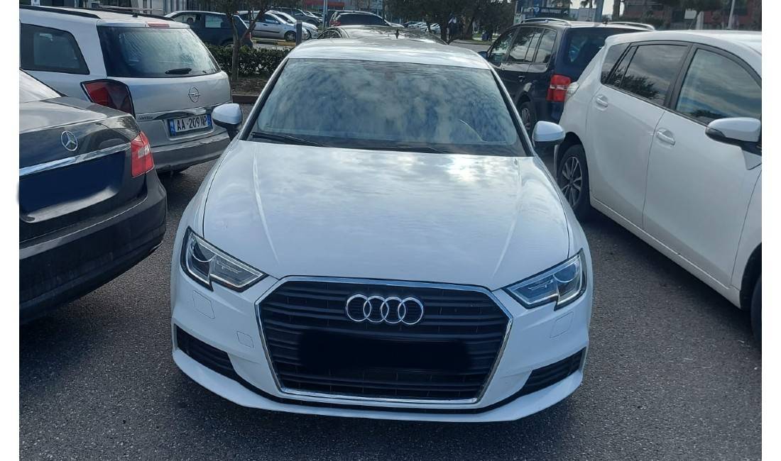 Jepet me qera Audi A3 duke filluar nga 50 euro ne dite