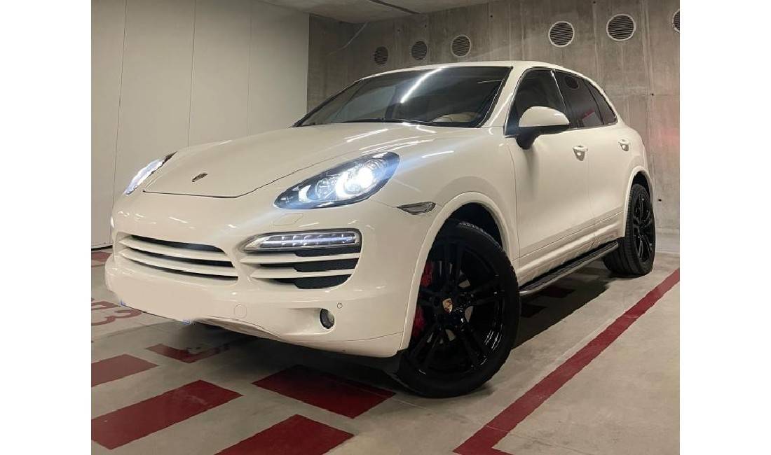 Auto in Vendita a Tirana, Porsche, 2011 Benzine,Kambio Automatik Pagamento 25,000  Euro.