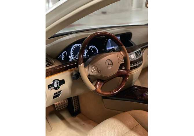 Auto in Vendita a Tirana, Mercedes-Benz, 2011 Benzine,Kambio Automatik Pagamento 21,000  Euro.