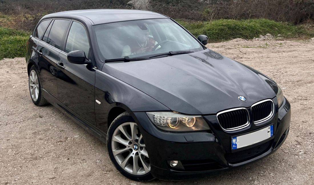 Jepet me qera  makina BMW Seria 3 duke filluar nga 35 euro dita