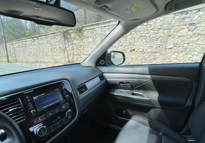 Noleggio Auto a Tirana - 65 Euro