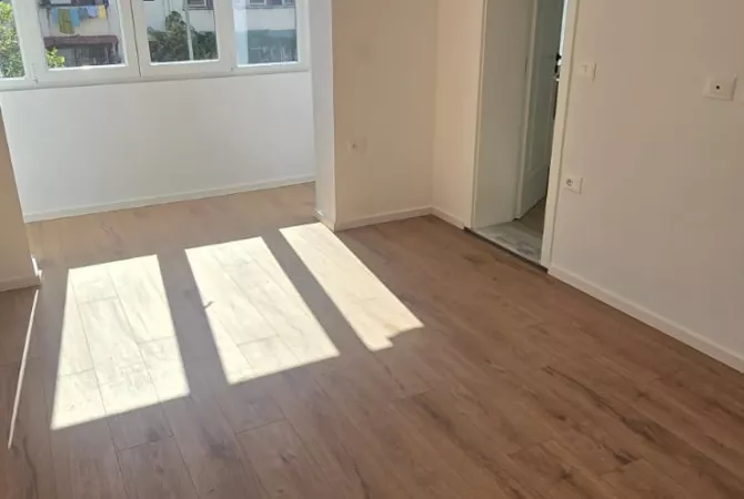 Shtepi ne shitje 1+1 ne Tirane - 135,000 Euro