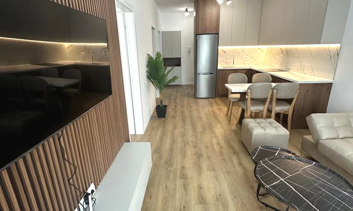 Shtepi me qera Apartament ne Tirane, 2+1, Mobilimi E mobiluar, Pagesa 1,000  Euro.